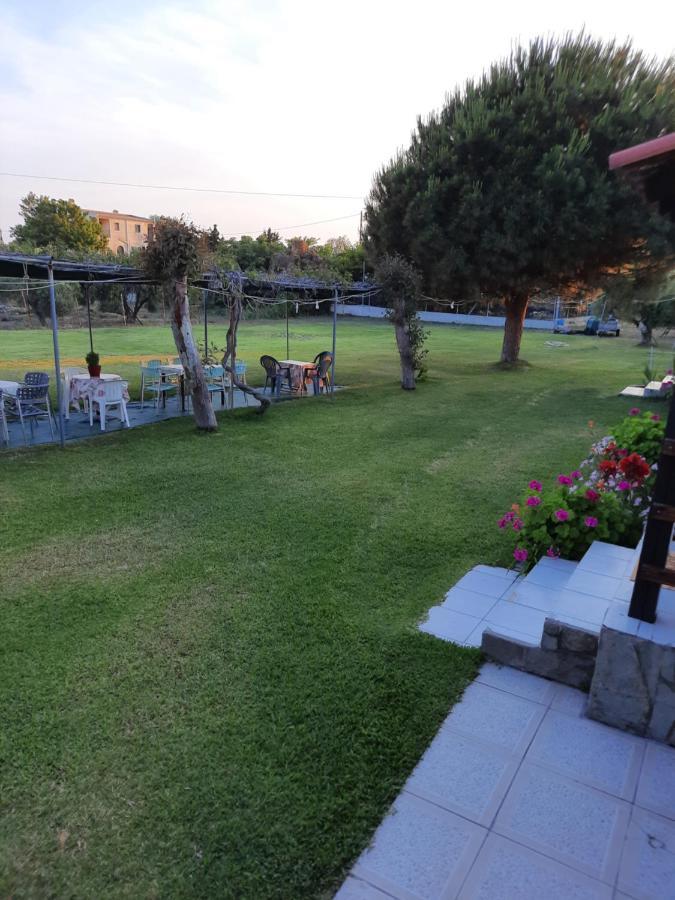Bungalows Anestis Τορώνη Εξωτερικό φωτογραφία