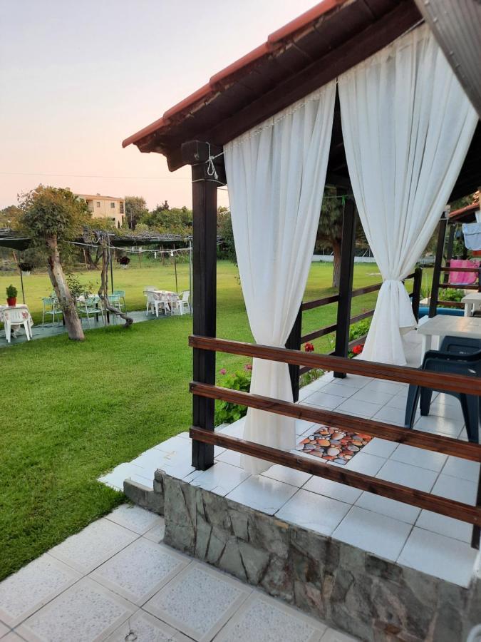 Bungalows Anestis Τορώνη Εξωτερικό φωτογραφία